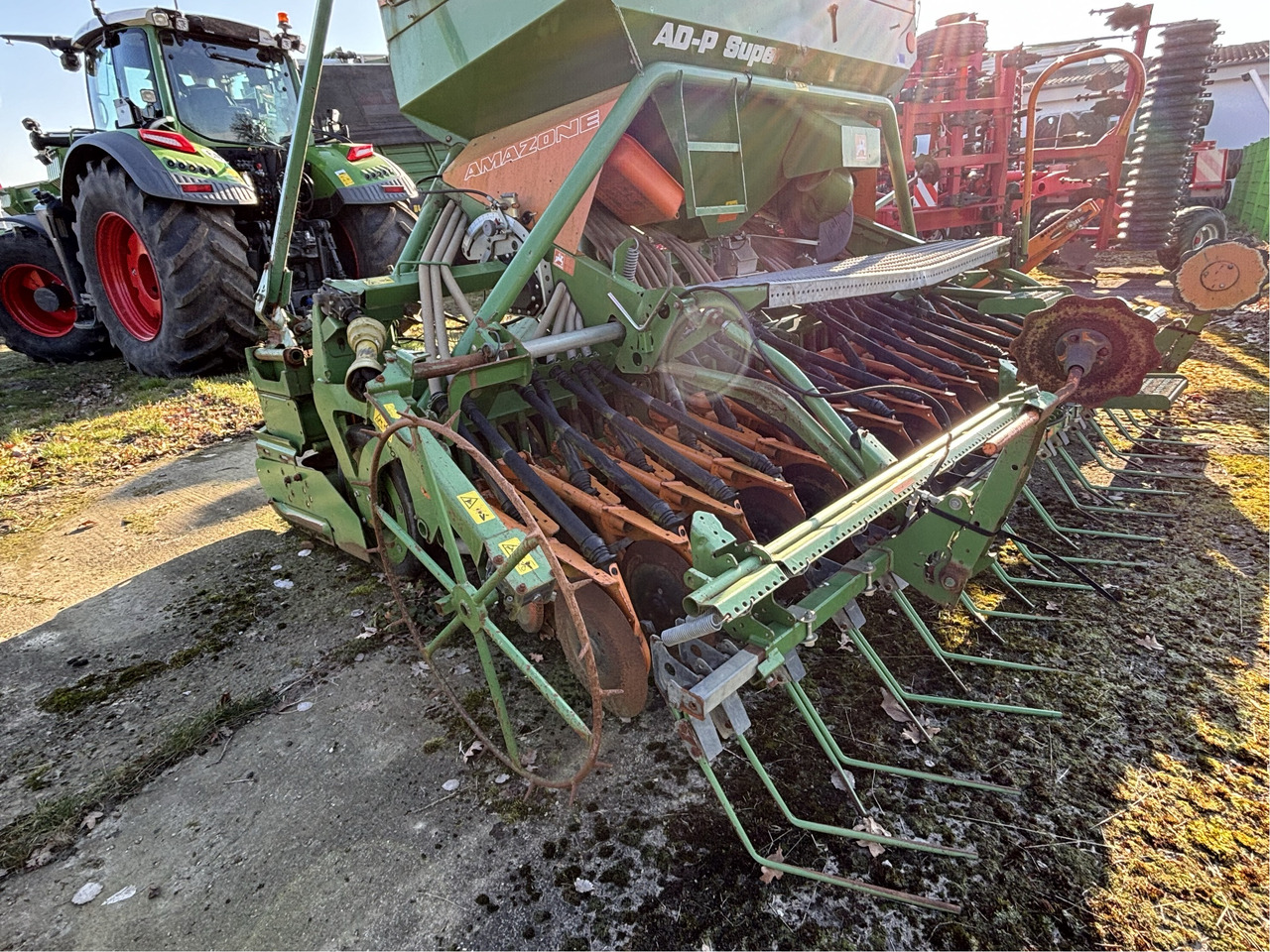 Amazone AD-P Super 4m auf KG 405 - 파종기 : 사진 5 Amazone AD-P Super 4m auf KG 405 - 파종기 : 사진 5