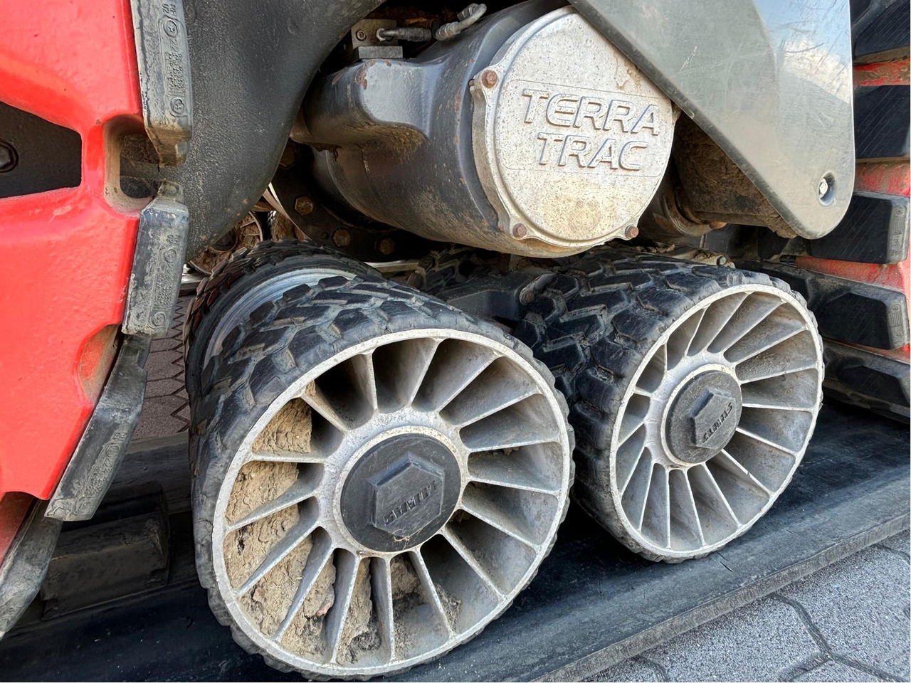 Claas Axion 960 TerraTrac - 장궤형 트랙터 : 사진 2 Claas Axion 960 TerraTrac - 장궤형 트랙터 : 사진 2
