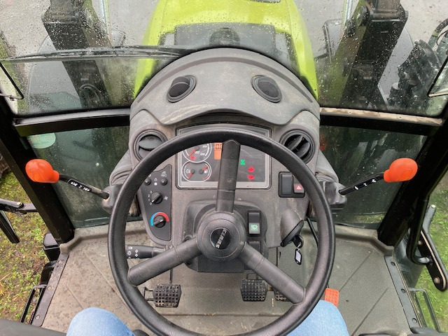 Claas Axos 310 - 장궤형 트랙터 : 사진 3 Claas Axos 310 - 장궤형 트랙터 : 사진 3
