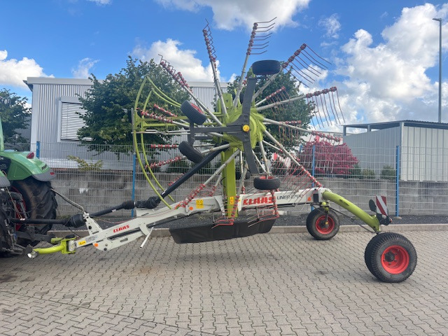Claas Liner 2700 - 반전기/ 레이크 : 사진 1 Claas Liner 2700 - 반전기/ 레이크 : 사진 1
