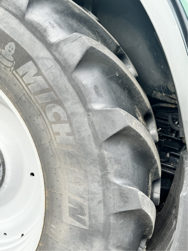 Deutz-Fahr Agrotron 7250 TTV - 장궤형 트랙터 : 사진 2 Deutz-Fahr Agrotron 7250 TTV - 장궤형 트랙터 : 사진 2