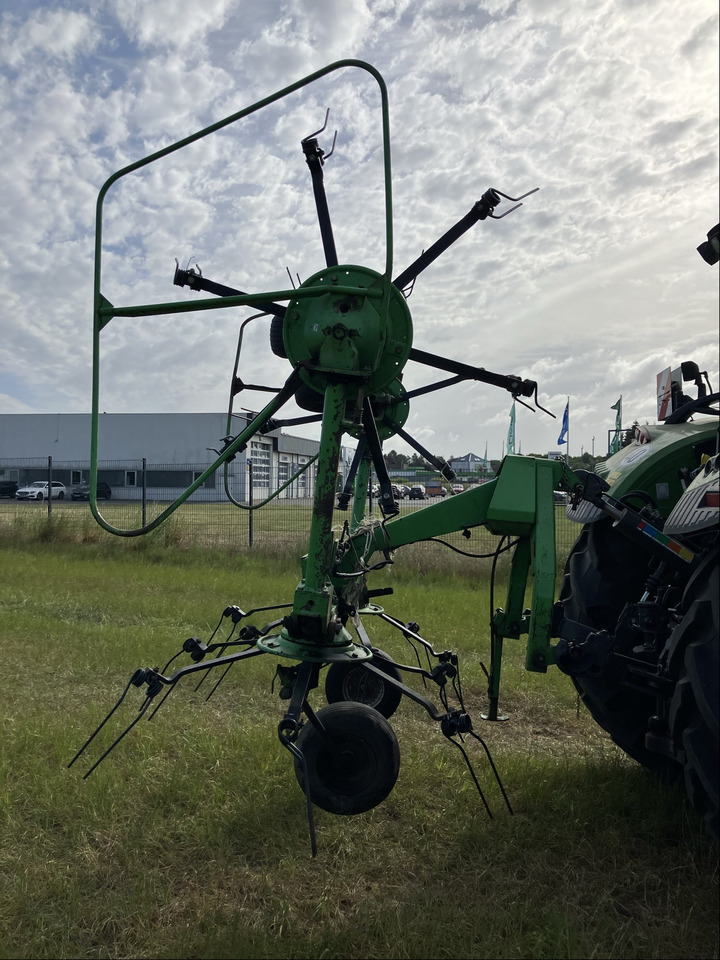 Deutz-Fahr KH 252 - 반전기/ 레이크 : 사진 3 Deutz-Fahr KH 252 - 반전기/ 레이크 : 사진 3