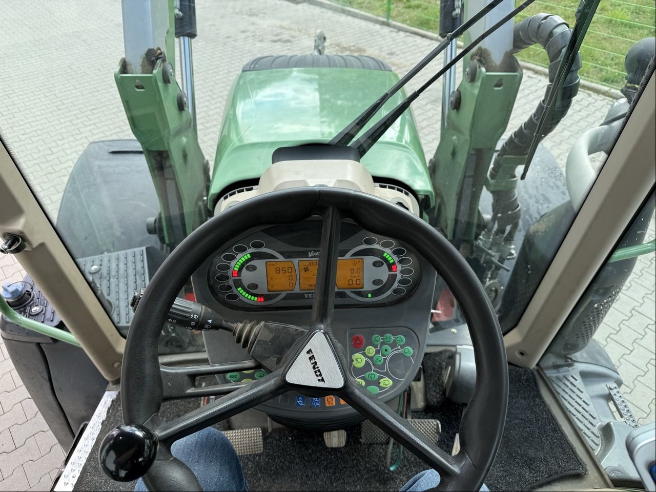 Fendt 514 Vario SCR ProfiPlus - 장궤형 트랙터 : 사진 4 Fendt 514 Vario SCR ProfiPlus - 장궤형 트랙터 : 사진 4