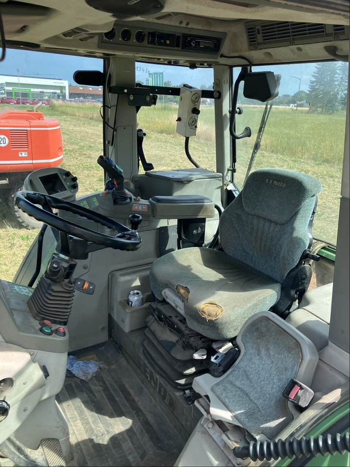 Fendt 718 Com3 Vario TMS - 장궤형 트랙터 : 사진 4 Fendt 718 Com3 Vario TMS - 장궤형 트랙터 : 사진 4