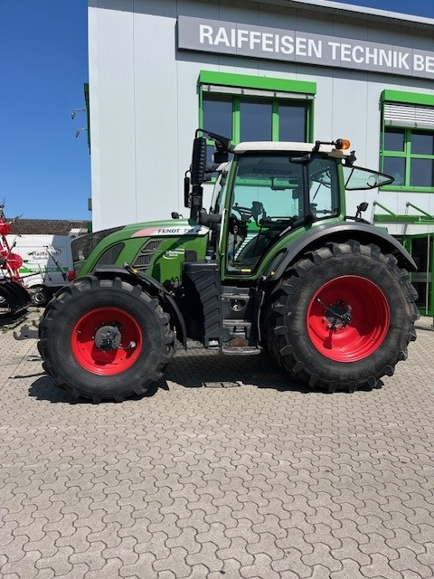 Fendt 718 V S4 - 장궤형 트랙터 : 사진 1 Fendt 718 V S4 - 장궤형 트랙터 : 사진 1