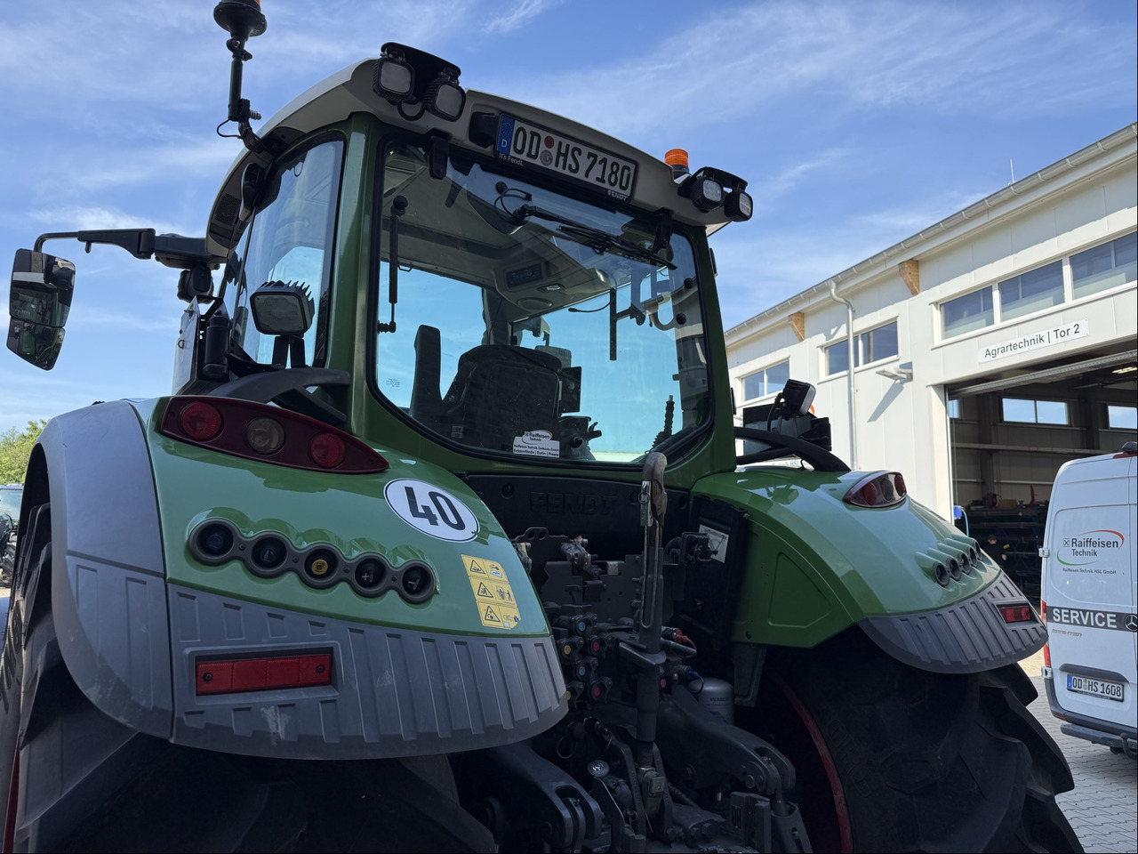 Fendt 718 Vario Gen6 PowerPlus - 장궤형 트랙터 : 사진 5 Fendt 718 Vario Gen6 PowerPlus - 장궤형 트랙터 : 사진 5