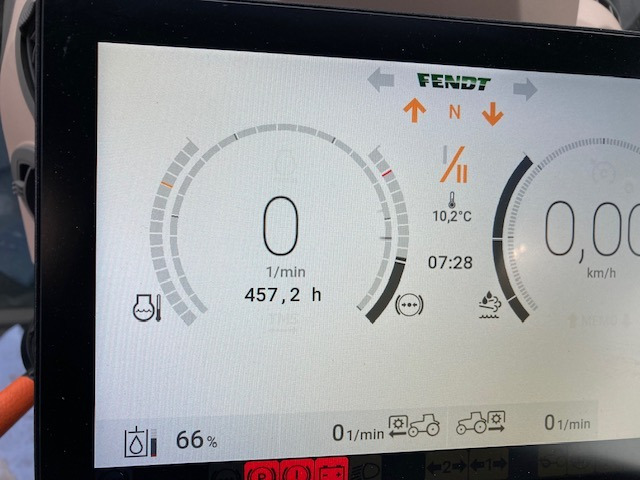 Fendt 718 Vario Gen6 Profi Setting2 - 장궤형 트랙터 : 사진 2 Fendt 718 Vario Gen6 Profi Setting2 - 장궤형 트랙터 : 사진 2