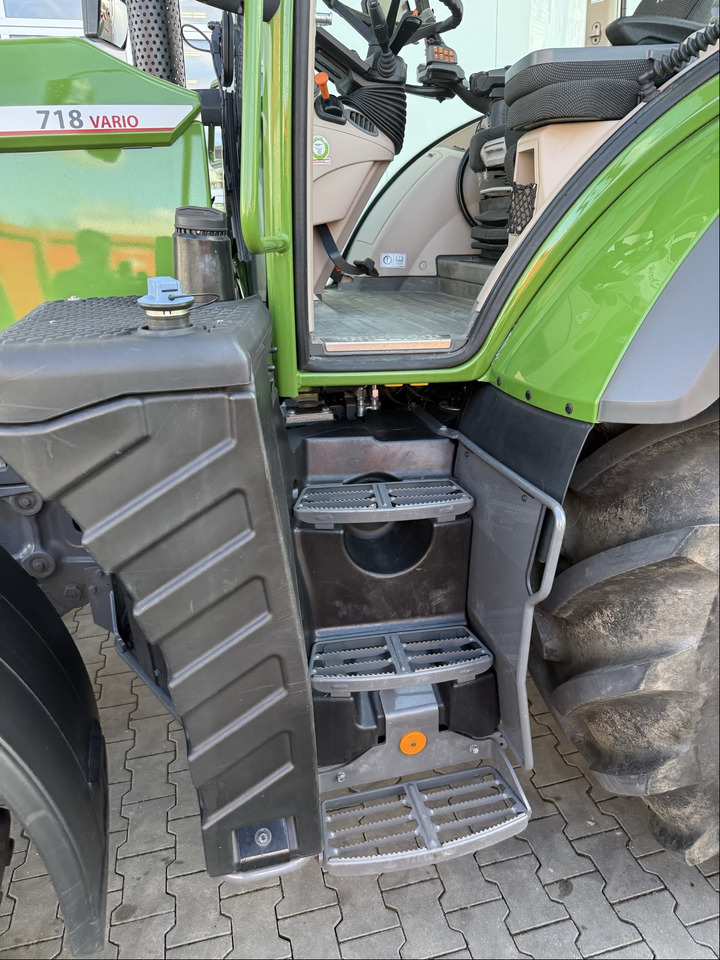 Fendt 718 Vario Gen6 ProfiPlus - 장궤형 트랙터 : 사진 5 Fendt 718 Vario Gen6 ProfiPlus - 장궤형 트랙터 : 사진 5
