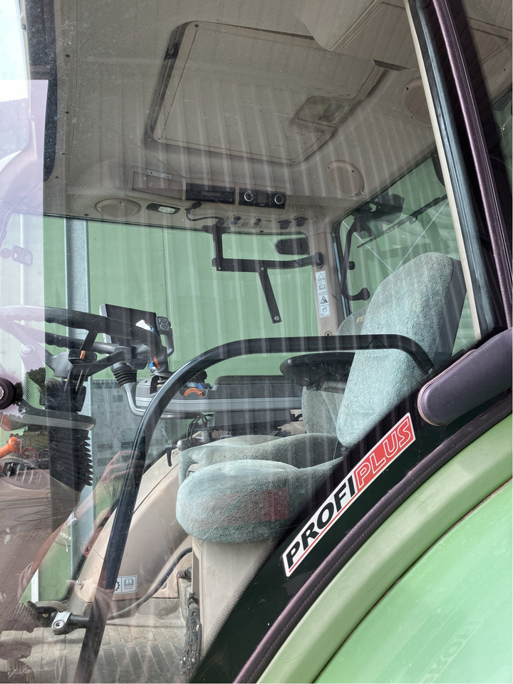 Fendt 718 Vario Profi Plus - 장궤형 트랙터 : 사진 2 Fendt 718 Vario Profi Plus - 장궤형 트랙터 : 사진 2