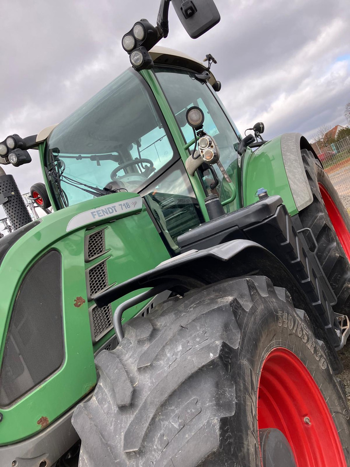 Fendt 718 Vario Profi - 장궤형 트랙터 : 사진 3 Fendt 718 Vario Profi - 장궤형 트랙터 : 사진 3