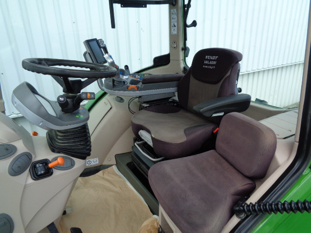 Fendt 720 Vario S4 Power - 장궤형 트랙터 : 사진 5 Fendt 720 Vario S4 Power - 장궤형 트랙터 : 사진 5