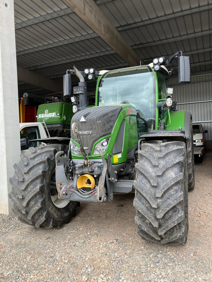 Fendt 720 Vario S4 Profi - 장궤형 트랙터 : 사진 1 Fendt 720 Vario S4 Profi - 장궤형 트랙터 : 사진 1