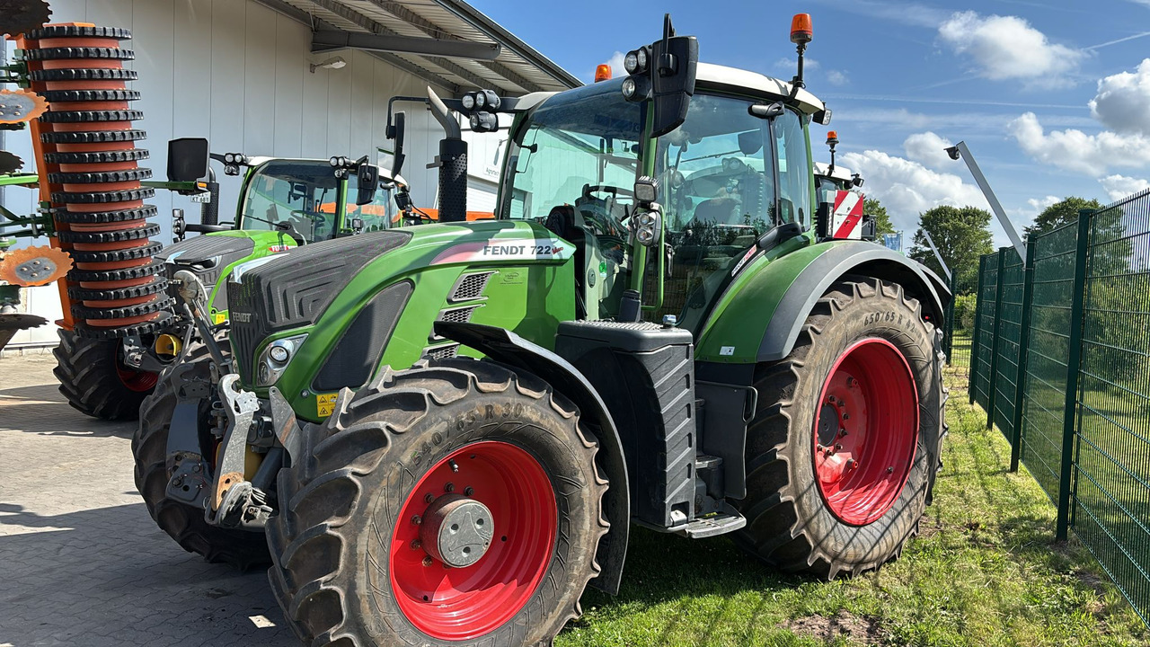 Fendt 722 Vario S4 ProfiPlus - 장궤형 트랙터 : 사진 1 Fendt 722 Vario S4 ProfiPlus - 장궤형 트랙터 : 사진 1