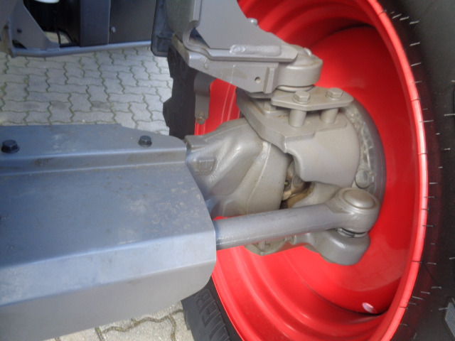 장궤형 트랙터 Fendt 724 Vario Gen6 Power : 사진 12