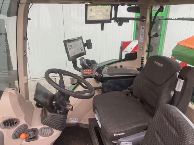 Fendt 724 Vario Gen6 Profi Setting1 - 장궤형 트랙터 : 사진 5 Fendt 724 Vario Gen6 Profi Setting1 - 장궤형 트랙터 : 사진 5