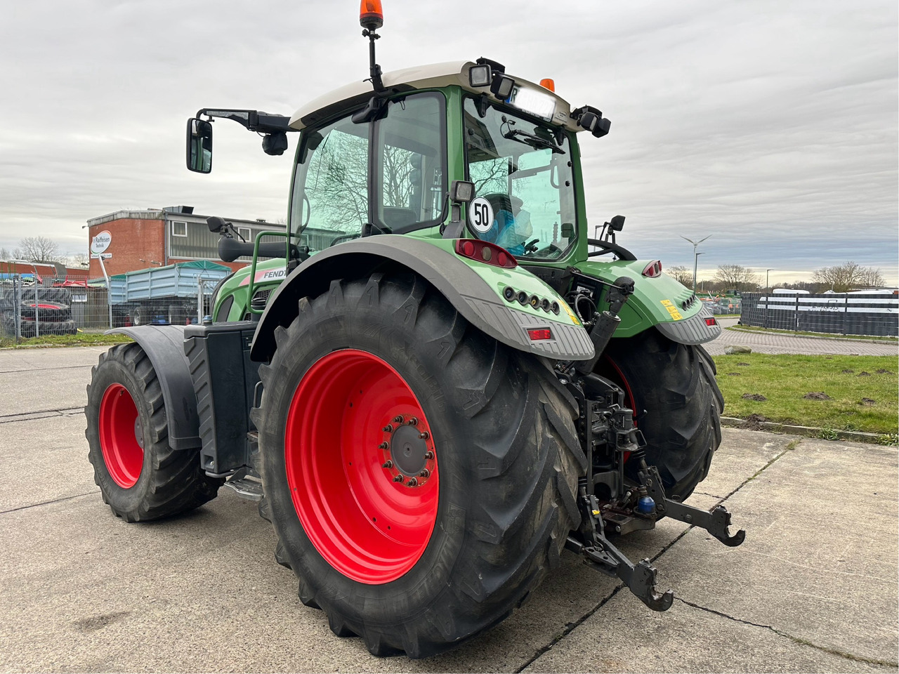 Fendt 724 Vario S4 Profi Plus - 장궤형 트랙터 : 사진 2 Fendt 724 Vario S4 Profi Plus - 장궤형 트랙터 : 사진 2