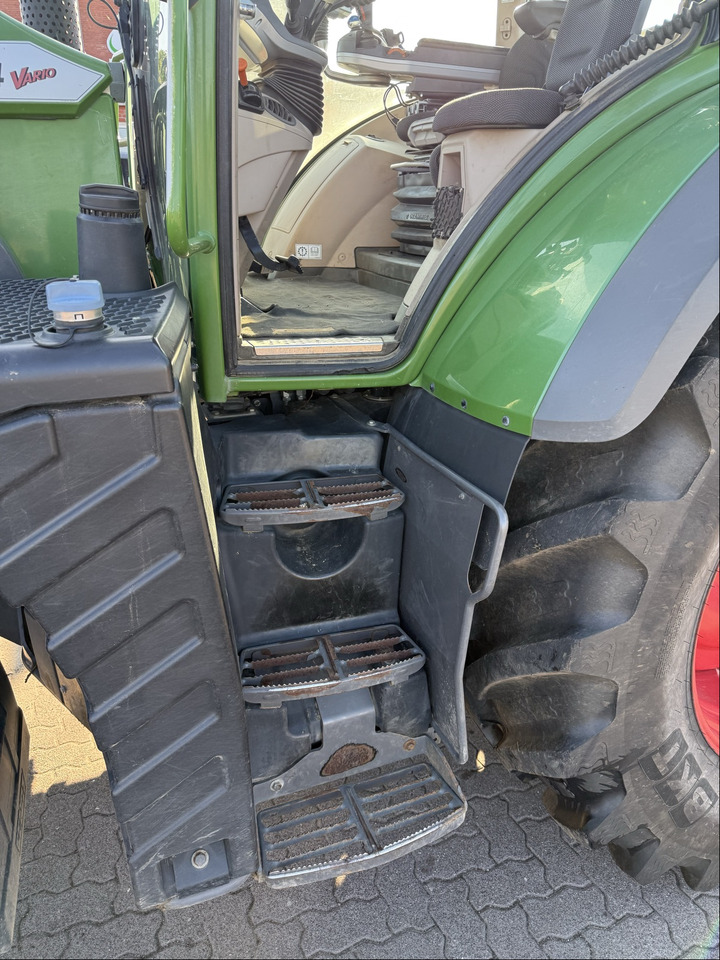 Fendt 724 Vario S4 ProfiPlus - 장궤형 트랙터 : 사진 2 Fendt 724 Vario S4 ProfiPlus - 장궤형 트랙터 : 사진 2