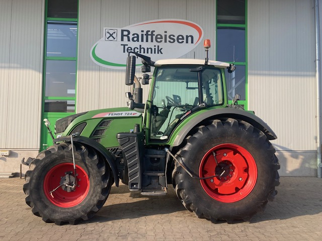 Fendt 724 Vario S4 Profi - 장궤형 트랙터 : 사진 1 Fendt 724 Vario S4 Profi - 장궤형 트랙터 : 사진 1