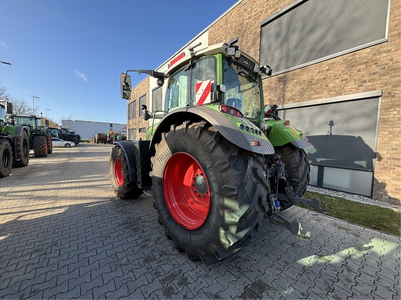Fendt 724 Vario S4 - 장궤형 트랙터 : 사진 4 Fendt 724 Vario S4 - 장궤형 트랙터 : 사진 4