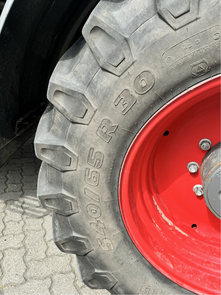 Fendt 724 Vario S4 - 장궤형 트랙터 : 사진 4 Fendt 724 Vario S4 - 장궤형 트랙터 : 사진 4