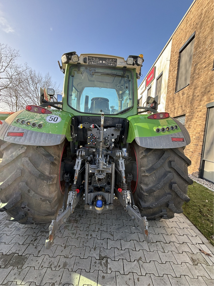 Fendt 724 Vario S4 - 장궤형 트랙터 : 사진 5 Fendt 724 Vario S4 - 장궤형 트랙터 : 사진 5