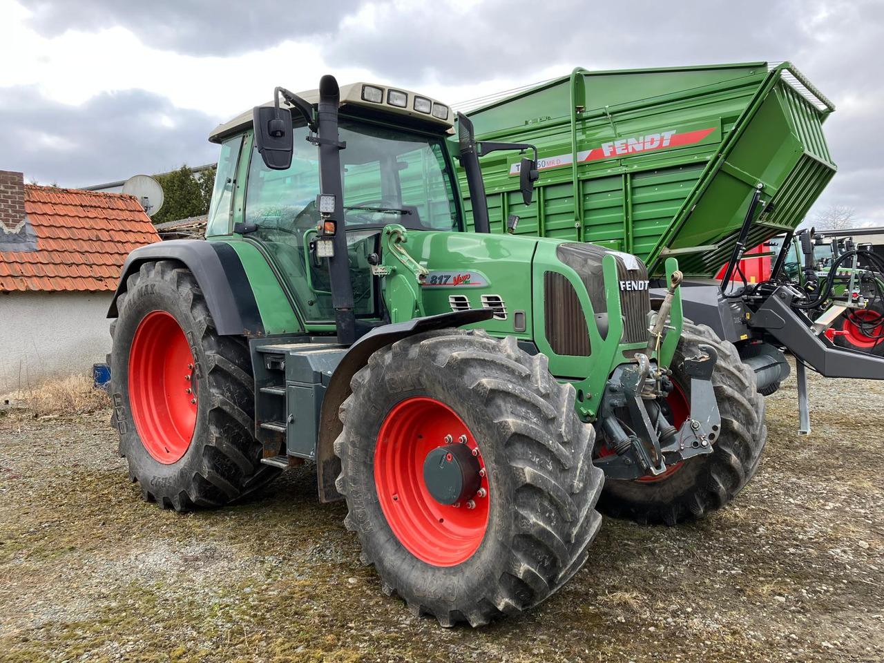 Fendt 817 Vario TMS - 장궤형 트랙터 : 사진 5 Fendt 817 Vario TMS - 장궤형 트랙터 : 사진 5
