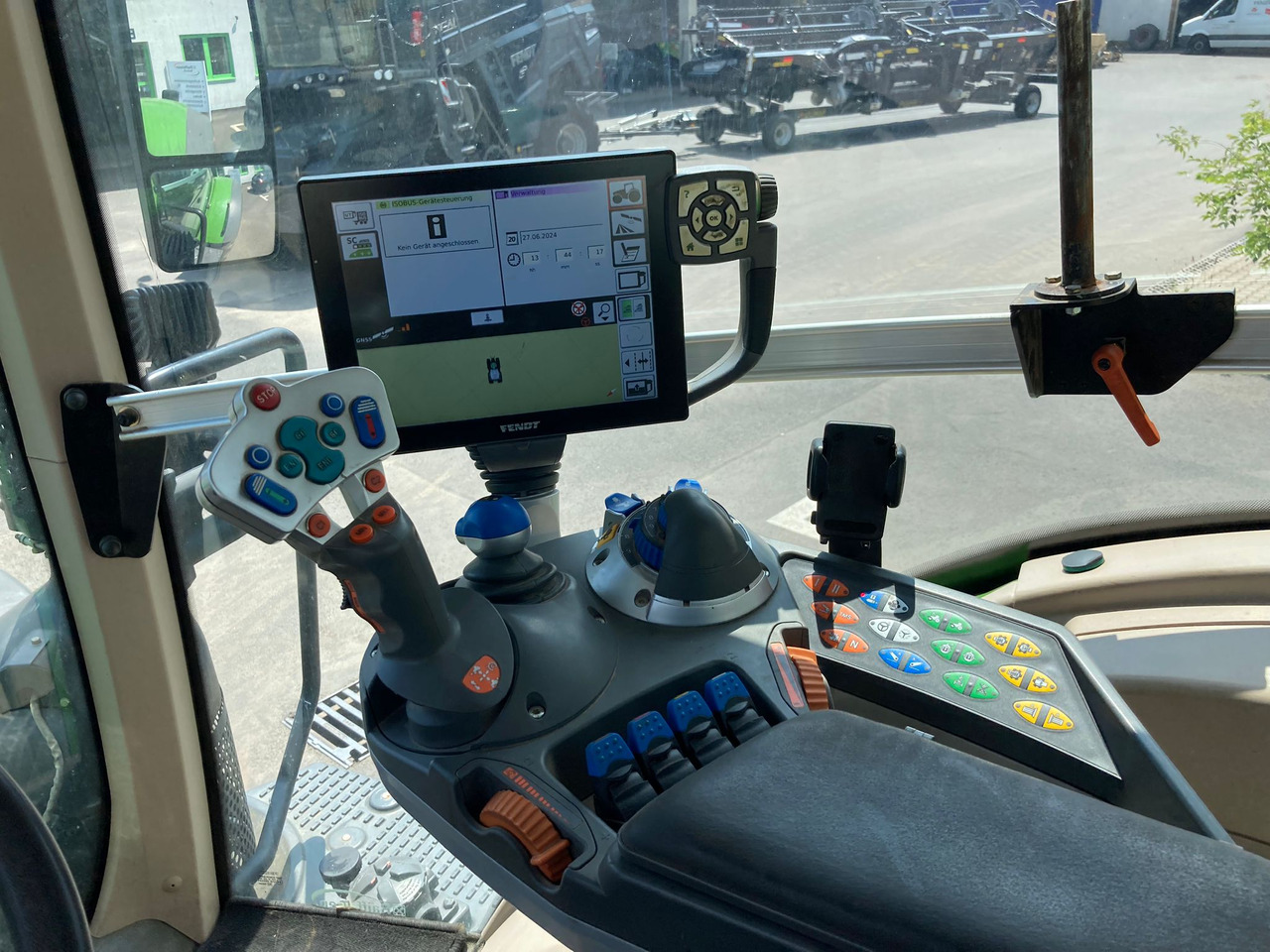 Fendt 826 Vario S4 Profi - 장궤형 트랙터 : 사진 4 Fendt 826 Vario S4 Profi - 장궤형 트랙터 : 사진 4