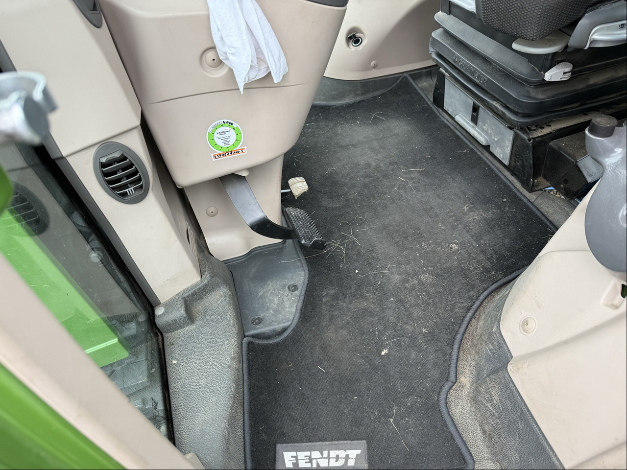 Fendt 828 Vario S4 ProfiPlus - 장궤형 트랙터 : 사진 2 Fendt 828 Vario S4 ProfiPlus - 장궤형 트랙터 : 사진 2