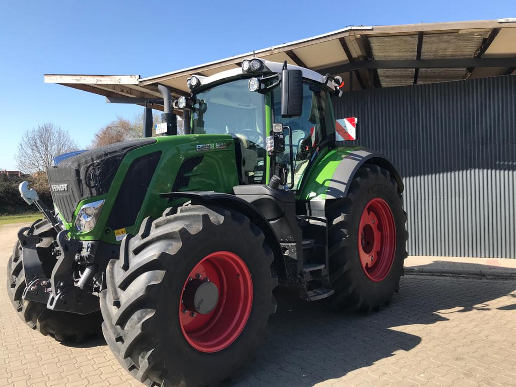 Fendt 828 Vario S4 Profi - 장궤형 트랙터 : 사진 1 Fendt 828 Vario S4 Profi - 장궤형 트랙터 : 사진 1