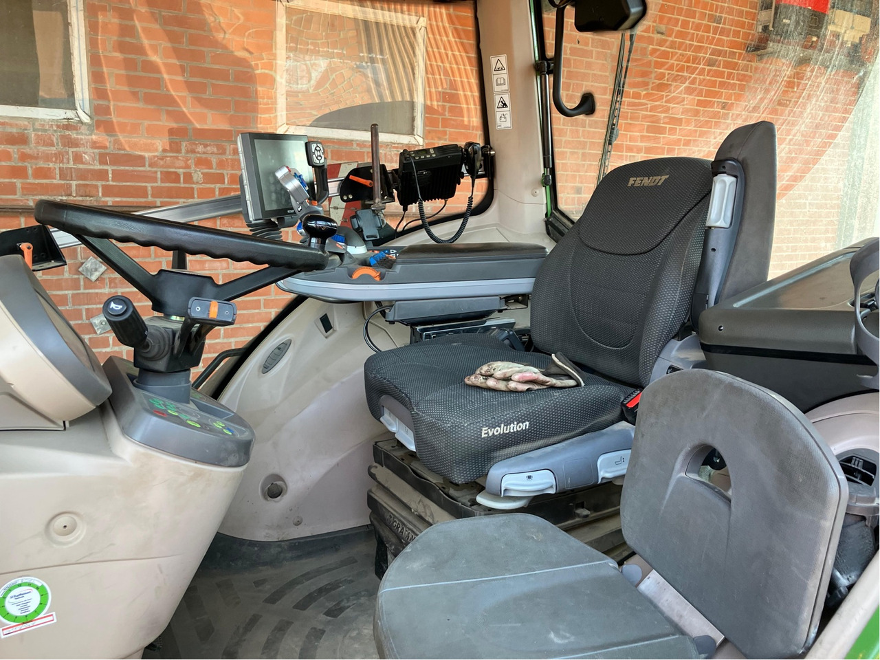 Fendt 933 Vario S4 ProfiPlus - 장궤형 트랙터 : 사진 2 Fendt 933 Vario S4 ProfiPlus - 장궤형 트랙터 : 사진 2