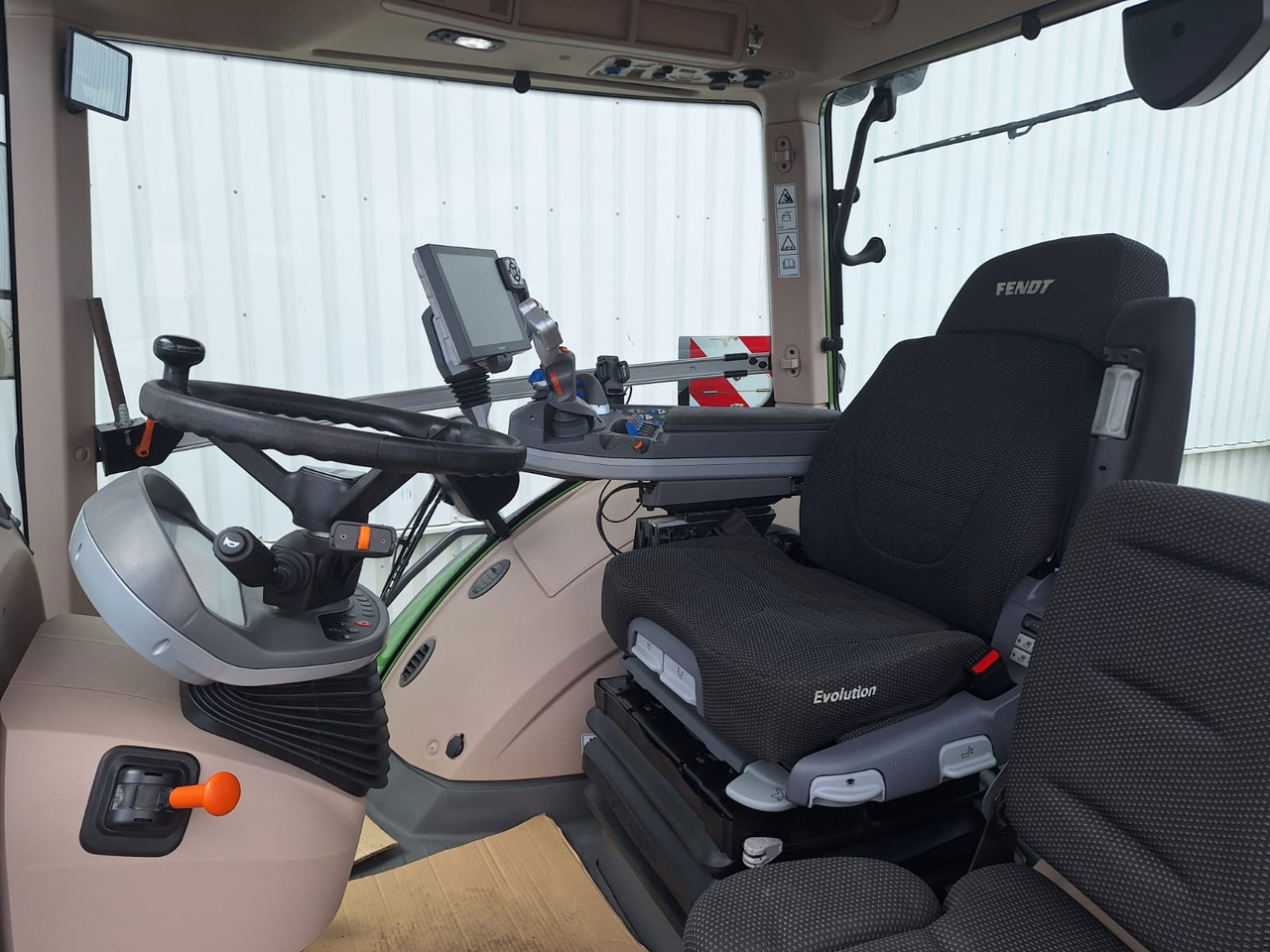 Fendt 942 Vario Gen6 ProfiPlus - 장궤형 트랙터 : 사진 5 Fendt 942 Vario Gen6 ProfiPlus - 장궤형 트랙터 : 사진 5