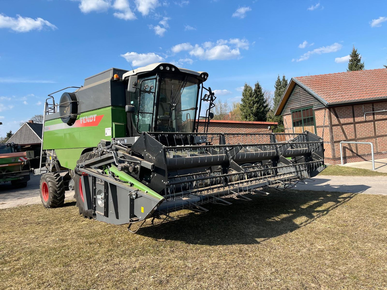 Fendt Mähdrescher 5225 E - 목초수확기 : 사진 1 Fendt Mähdrescher 5225 E - 목초수확기 : 사진 1