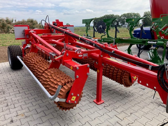 Güttler Mayor 640 - 농장 롤러 : 사진 1 Güttler Mayor 640 - 농장 롤러 : 사진 1