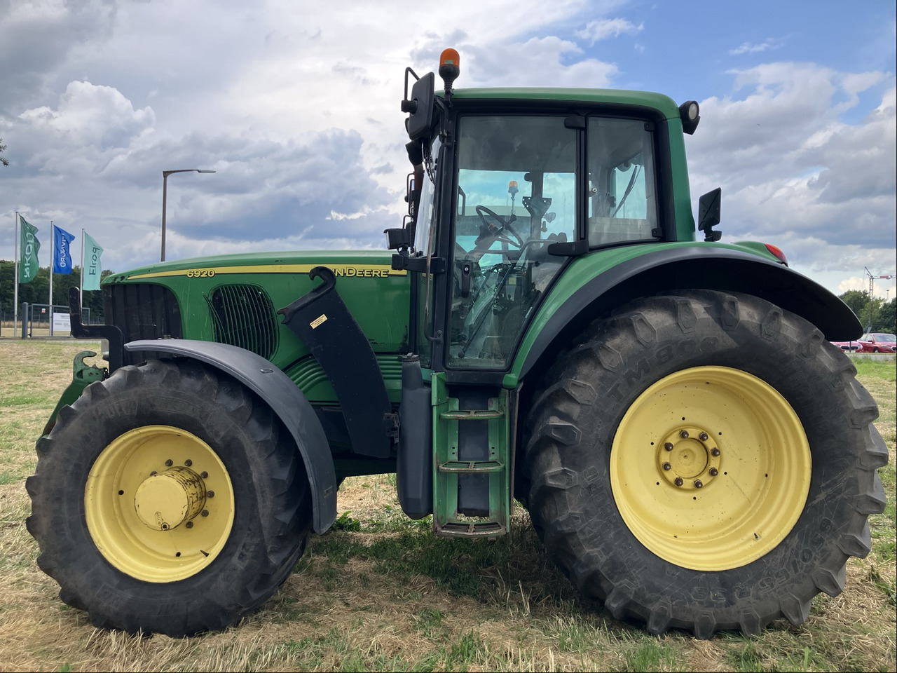 John Deere 6920 Auto Quad - 장궤형 트랙터 : 사진 1 John Deere 6920 Auto Quad - 장궤형 트랙터 : 사진 1