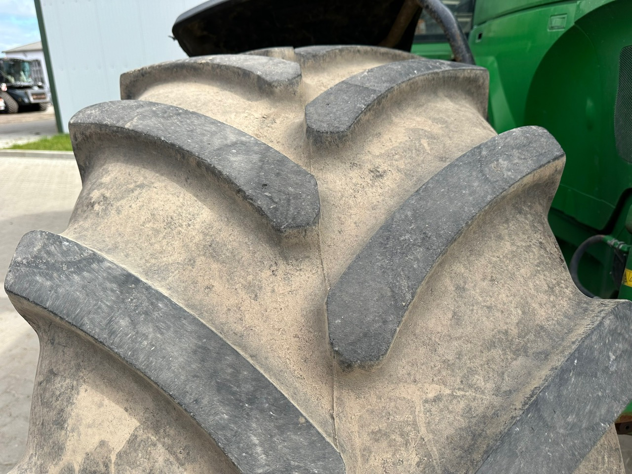 John Deere 7230R - 장궤형 트랙터 : 사진 5 John Deere 7230R - 장궤형 트랙터 : 사진 5