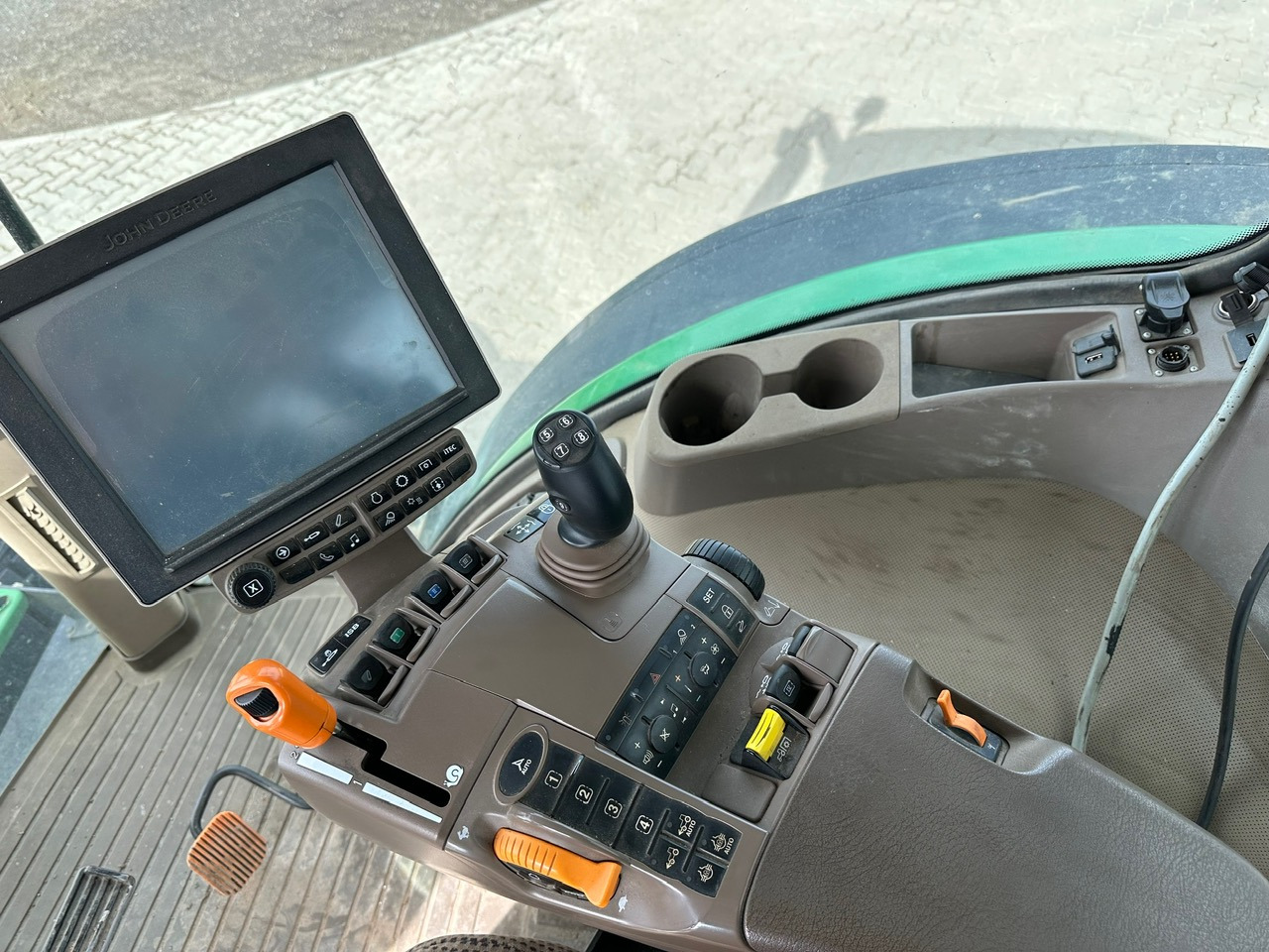 John Deere 7230R - 장궤형 트랙터 : 사진 2 John Deere 7230R - 장궤형 트랙터 : 사진 2