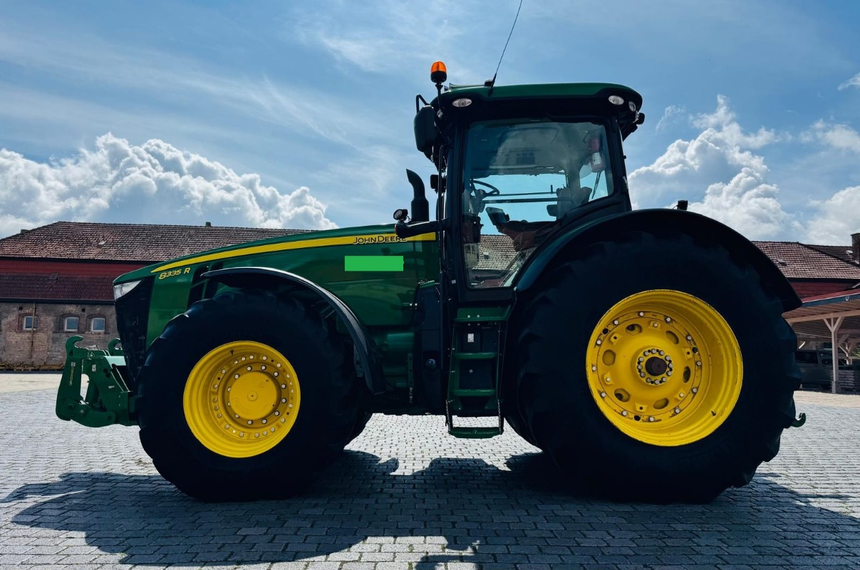 John Deere 8270R - 장궤형 트랙터 : 사진 1 John Deere 8270R - 장궤형 트랙터 : 사진 1