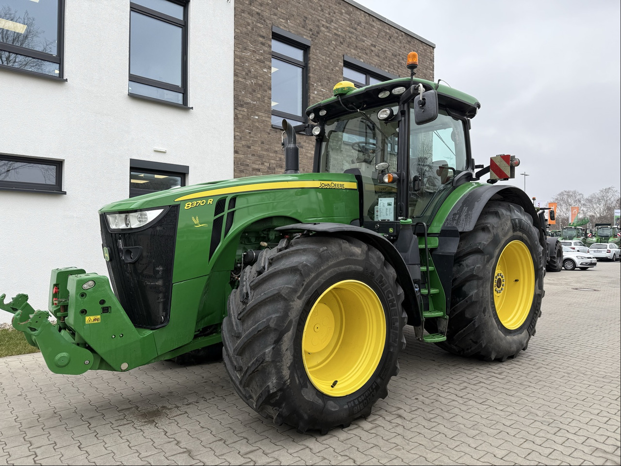 John Deere 8370 R - 장궤형 트랙터 : 사진 1 John Deere 8370 R - 장궤형 트랙터 : 사진 1