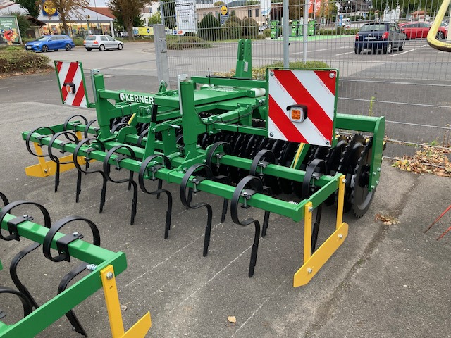 Kerner Frontpacker FP 300 - 농장 롤러 : 사진 1 Kerner Frontpacker FP 300 - 농장 롤러 : 사진 1