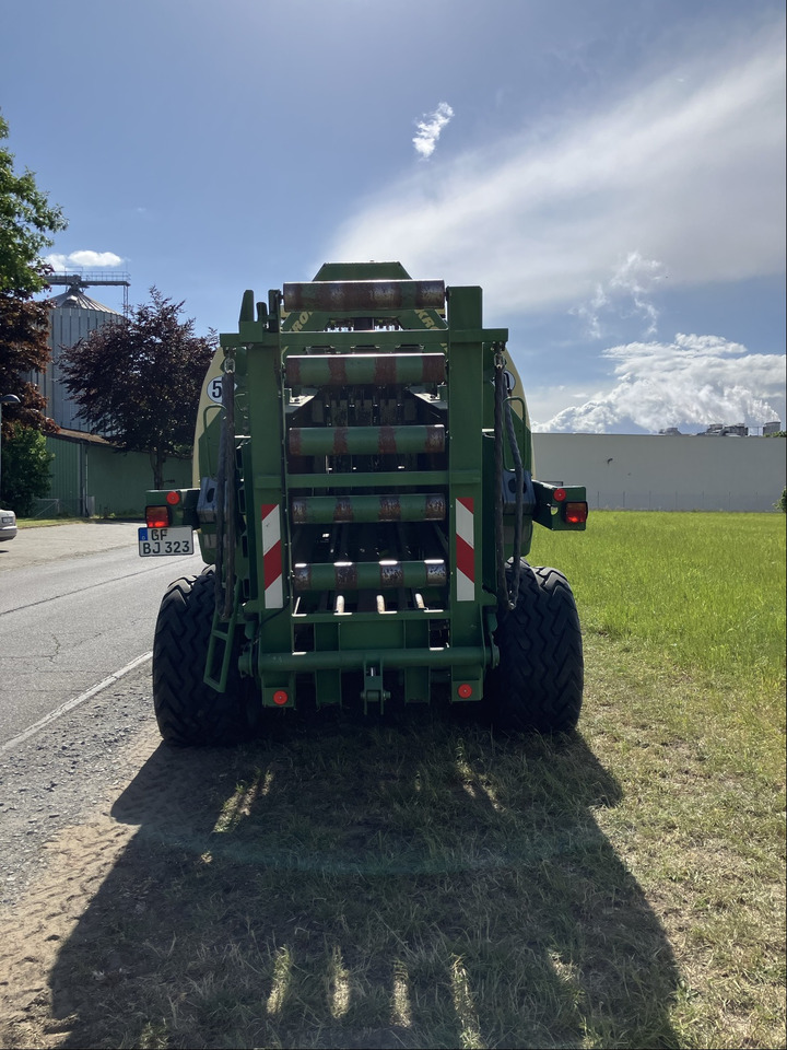 Krone Big Pack 890 XC - 정사각 베일러 : 사진 4 Krone Big Pack 890 XC - 정사각 베일러 : 사진 4
