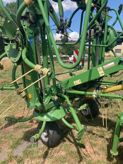 반전기/ 레이크 Krone KW 8.82/8 : 사진 6 반전기/ 레이크 Krone KW 8.82/8 : 사진 6