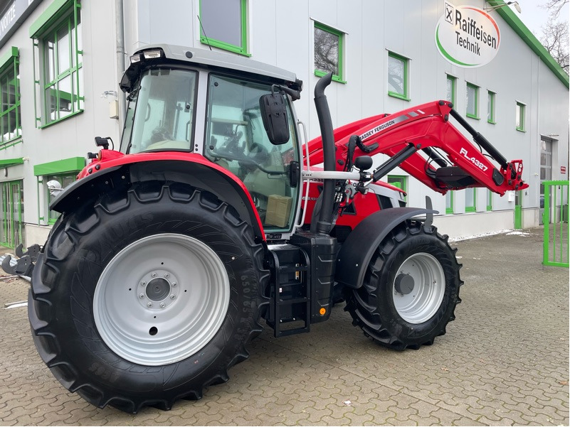 Massey Ferguson 6S.135 Dyna-VT EFFICIENT - 장궤형 트랙터 : 사진 1 Massey Ferguson 6S.135 Dyna-VT EFFICIENT - 장궤형 트랙터 : 사진 1