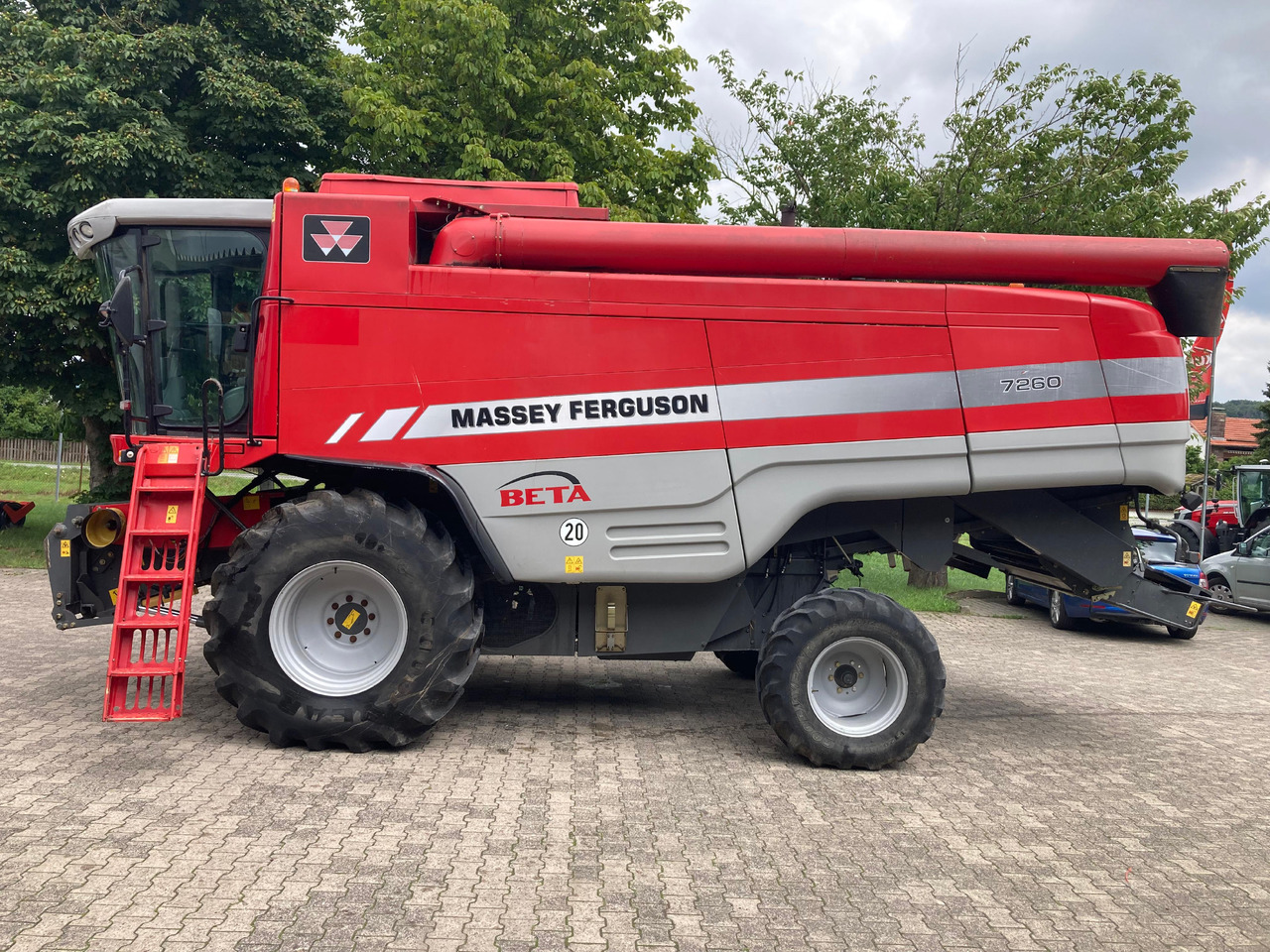 Massey Ferguson Beta 7260 - 목초수확기 : 사진 1 Massey Ferguson Beta 7260 - 목초수확기 : 사진 1