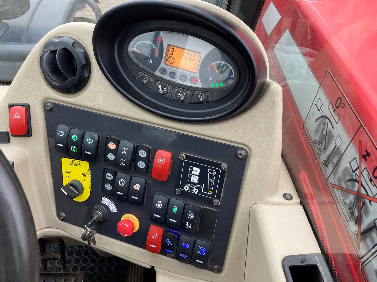 Massey Ferguson Telekoplader TH 7038 - 텔레스코픽 핸들러 : 사진 2 Massey Ferguson Telekoplader TH 7038 - 텔레스코픽 핸들러 : 사진 2