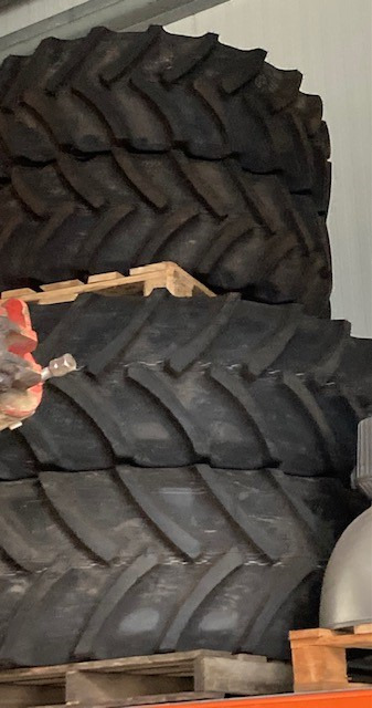 Mitas 540/65R38 440/65R28 Mitas AC - 장궤형 트랙터 : 사진 1 Mitas 540/65R38 440/65R28 Mitas AC - 장궤형 트랙터 : 사진 1