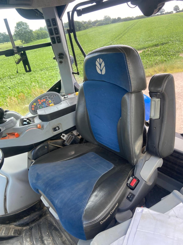New Holland T7.290 AutoCommand - 장궤형 트랙터 : 사진 2 New Holland T7.290 AutoCommand - 장궤형 트랙터 : 사진 2