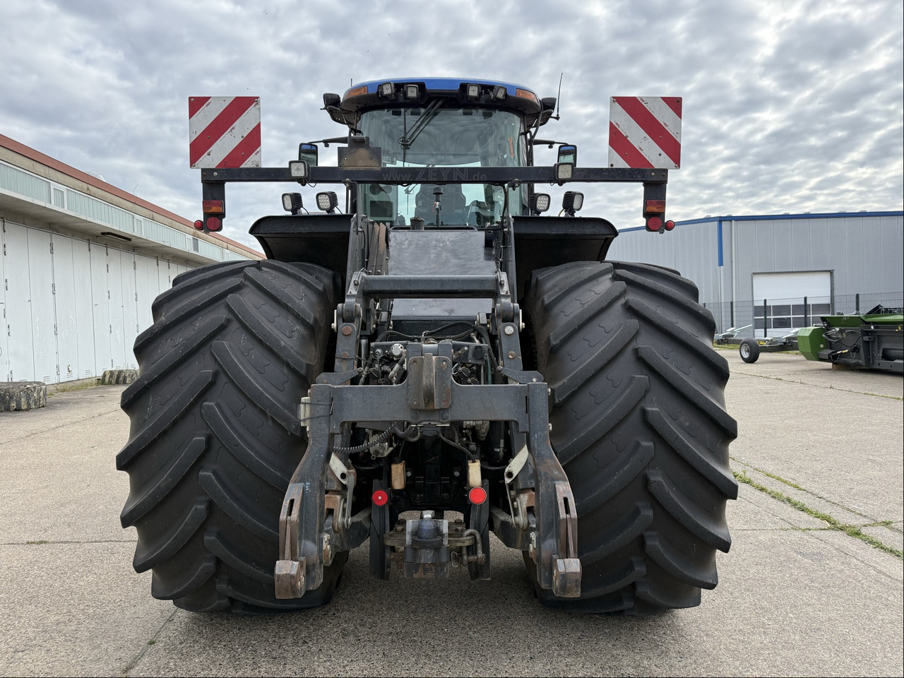 New Holland T9.560 - 장궤형 트랙터 : 사진 4 New Holland T9.560 - 장궤형 트랙터 : 사진 4