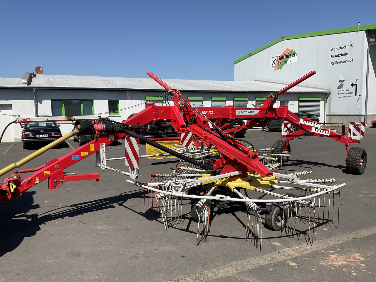 Pöttinger Top 722 Seitenschwader - 반전기/ 레이크 : 사진 1 Pöttinger Top 722 Seitenschwader - 반전기/ 레이크 : 사진 1