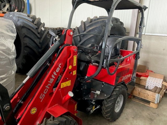Schäffer Hoflader Typ 2024 - 휠 로더 : 사진 1 Schäffer Hoflader Typ 2024 - 휠 로더 : 사진 1