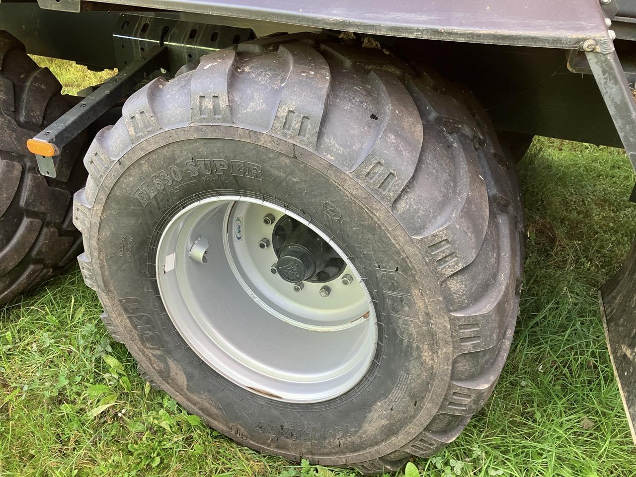 Schuitemaker Siwa 720 W - 농장 트레일러 : 사진 3 Schuitemaker Siwa 720 W - 농장 트레일러 : 사진 3